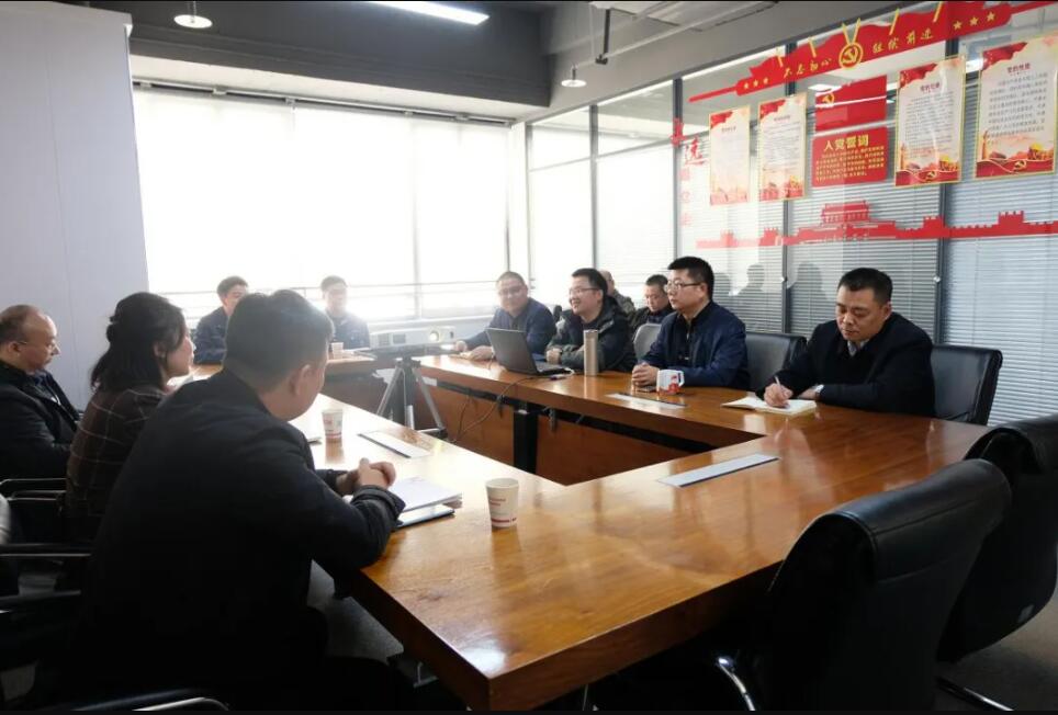 西馳電氣攜手老電工,戰略合作,共謀發展!(圖1) 西馳電氣攜手老電工,戰略合作,共謀發展!(圖1)