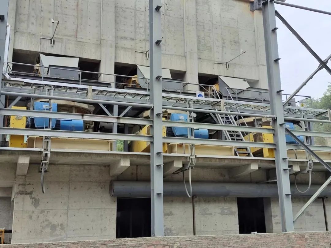 西馳電氣服務中國能建葛洲壩易普力公司—砂石骨料項目(圖3) 西馳電氣服務中國能建葛洲壩易普力公司—砂石骨料項目(圖3)